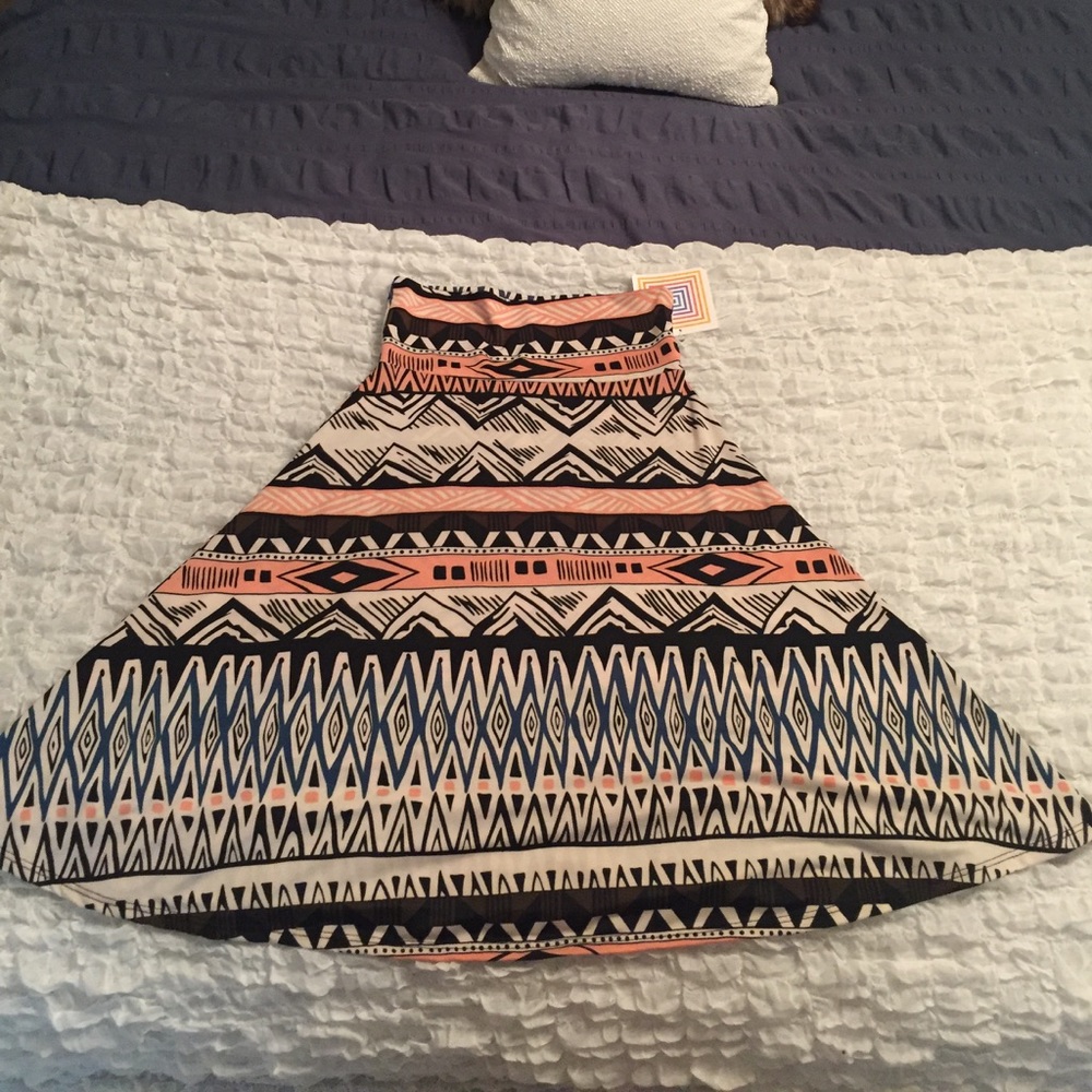 Lularoe Azure A-Line silky 🔥🔥🔥 NWT