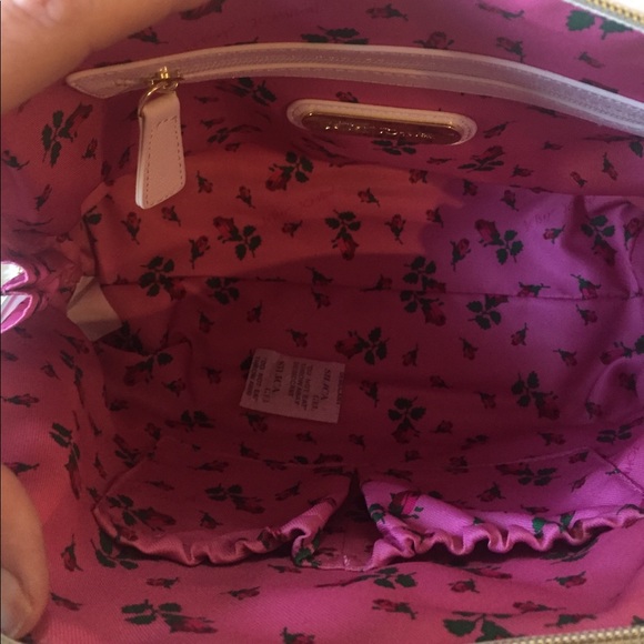 🌸NWT!  BETSEY JOHNSON FLORAL PLEATED DOME BAG - Picture 6 of 6