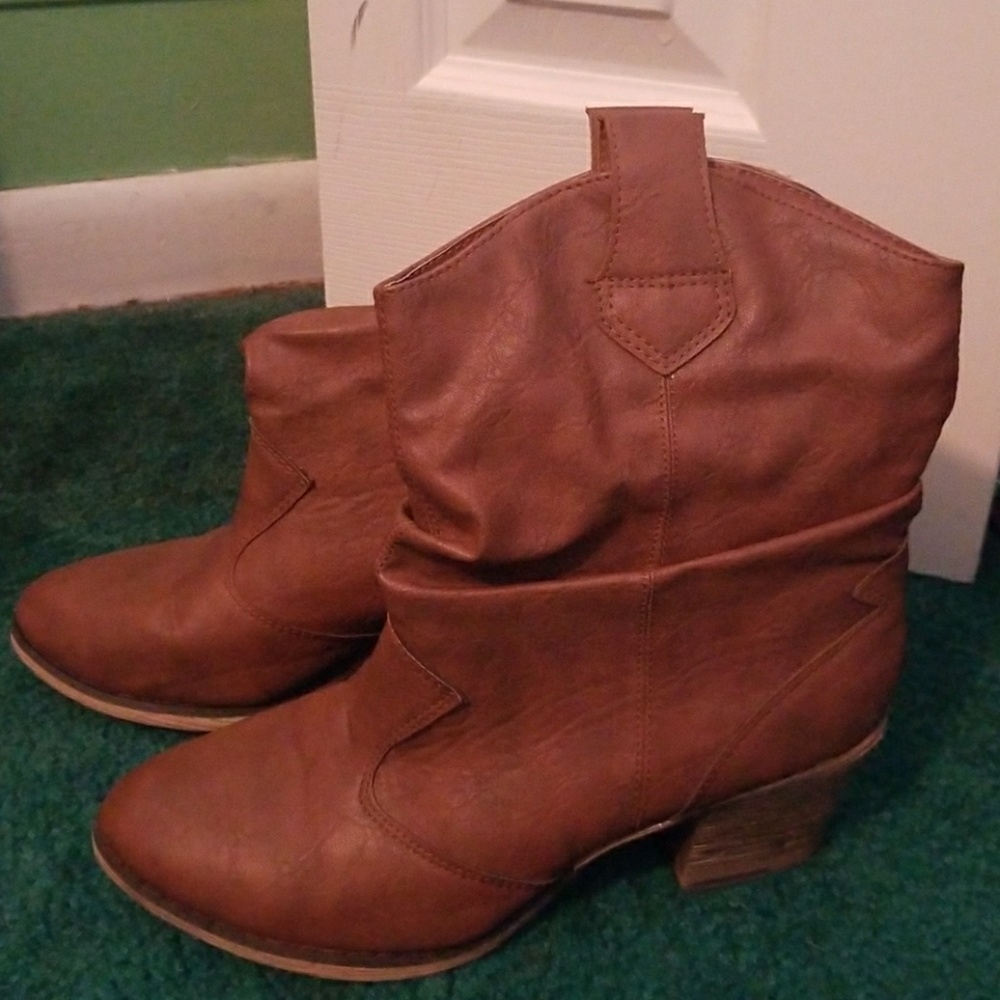 Adorable Brown Fashion Country Boots