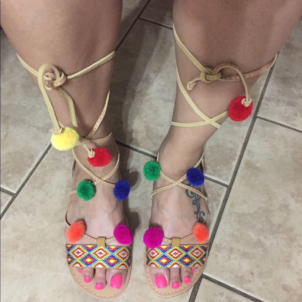 Pom Pom Sandals
