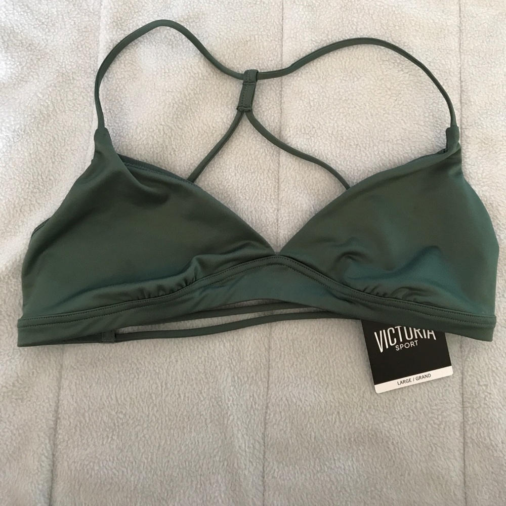 Strappy Victoria Sport Sports Bra