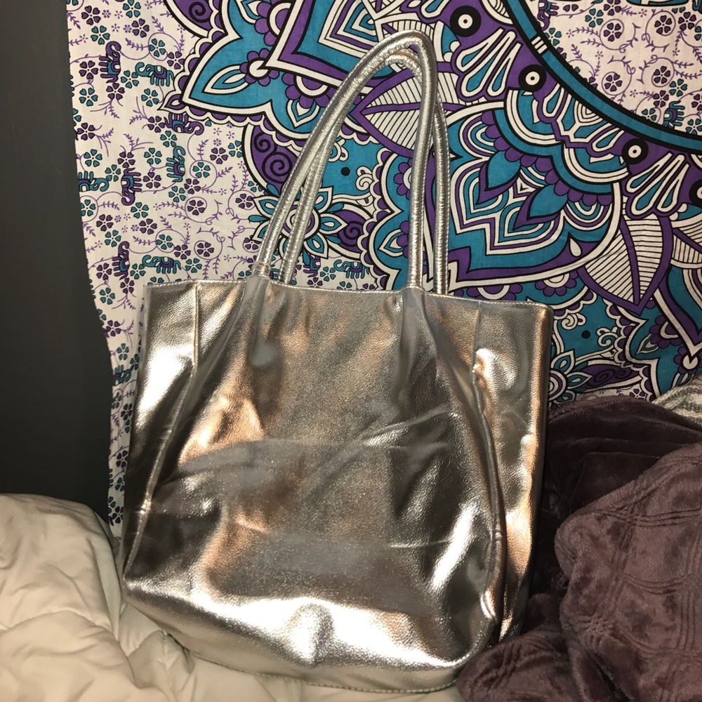silver ultra chi tote bag