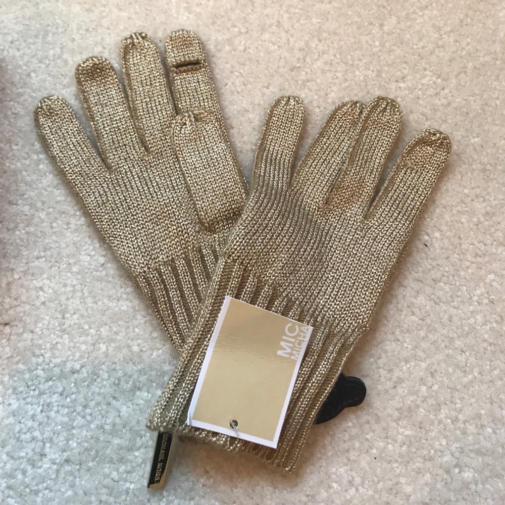 Gold gloves