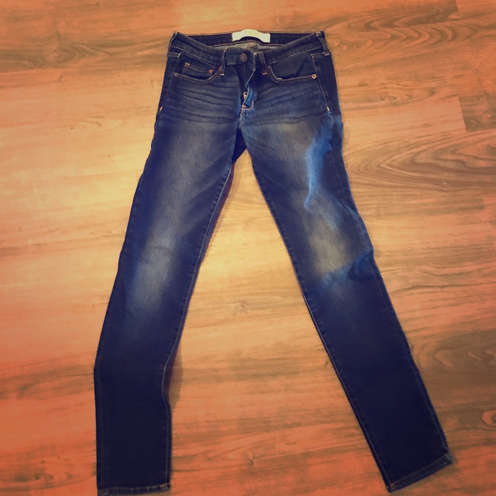Abercrombie and Fitch dark denim skinny jean