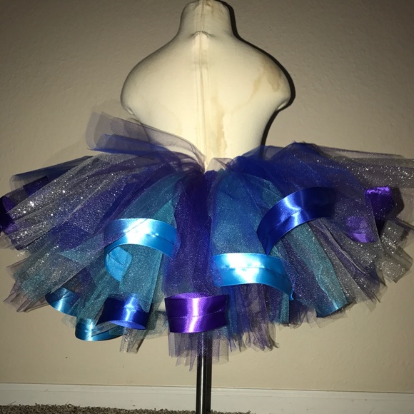 Baby tutu (infant up to age 2 or 3) - Picture 3 of 3