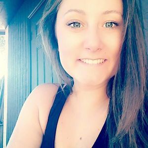 Meet your Posher, Kaitlyn