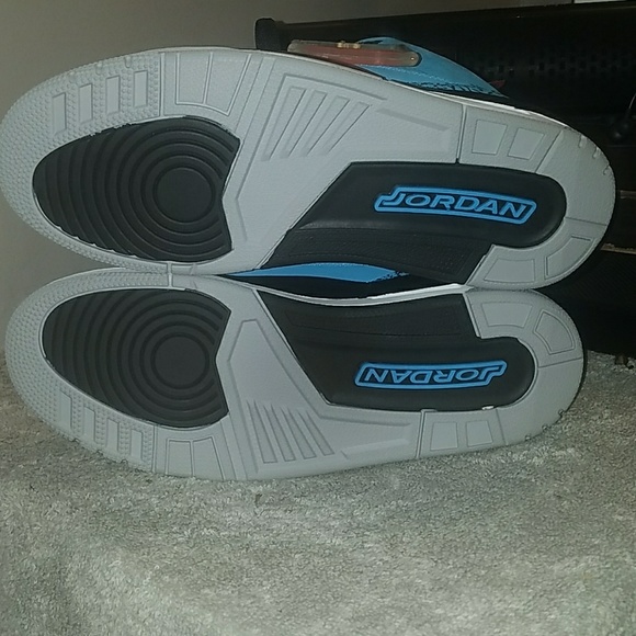 Shoes main image 4