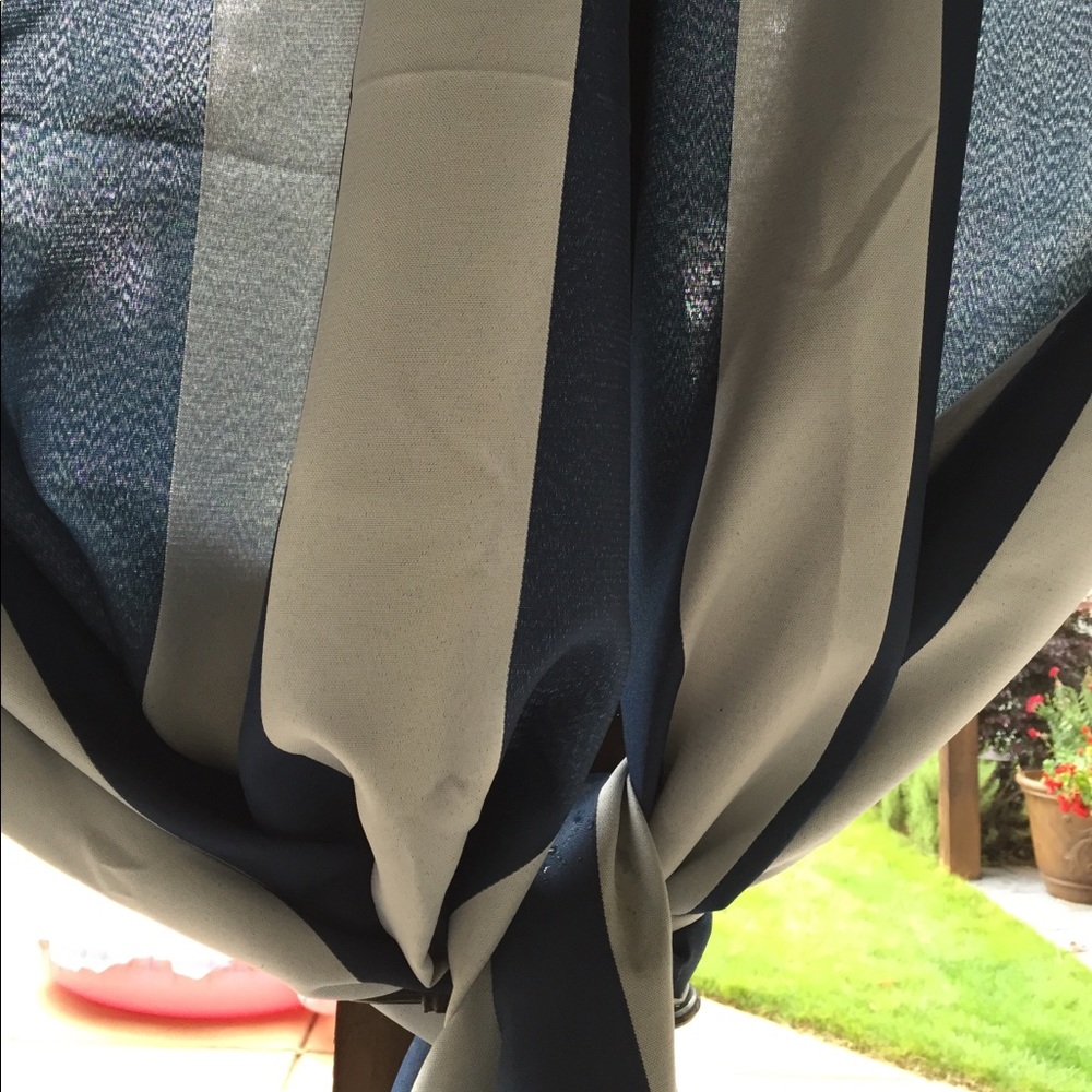 Meet your Posher, Gena