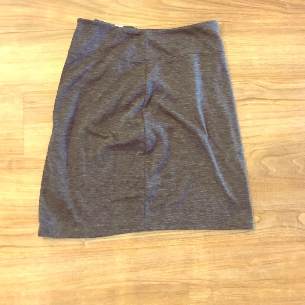 BDG gray skirt