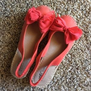 Cliffs by White Mountain