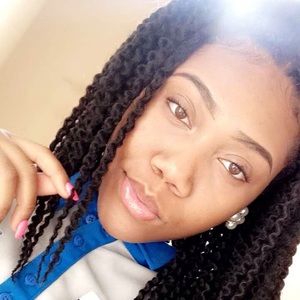 Meet your Posher, Zaniah