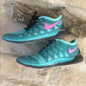 Nike Free 5.o Size 8