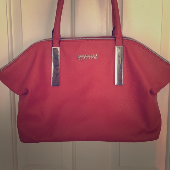 Kenneth Cole Reaction Handbags - Kenneth Cole purse