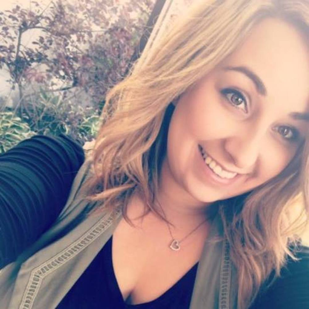 Meet your Posher, Courtney