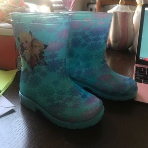 Rain boots