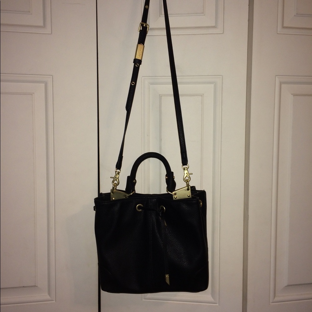 Cross body handbag