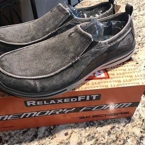 Men's sketchers size 13