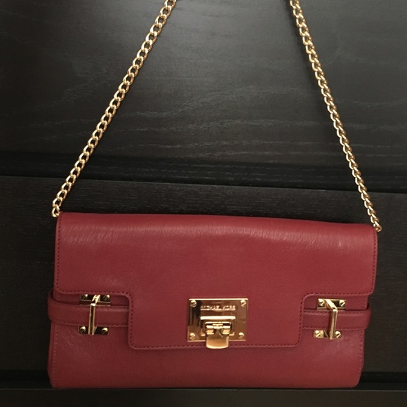 Michael Kors Burgundy Clutch Bag - Picture 2 of 8