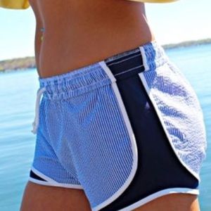 Seersucker Shorts 💠