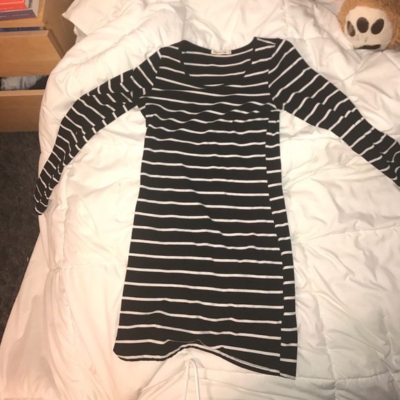 long sleeve black/white body con dress - Picture 1 of 1