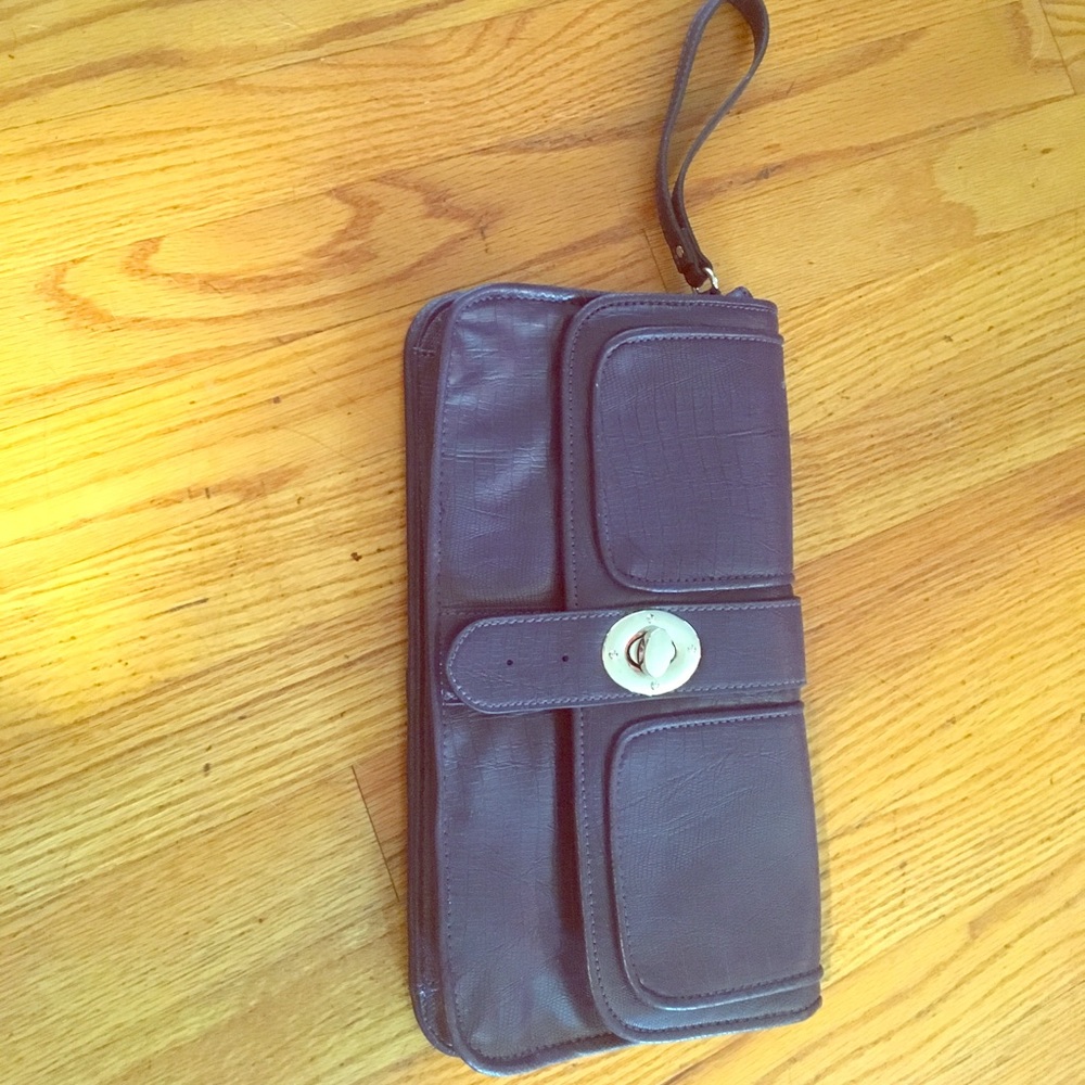 Cosmopolitan Large navy clutch