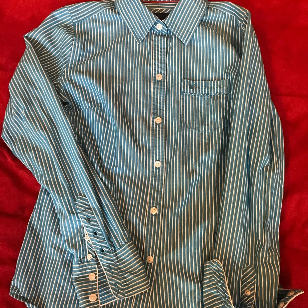 Shirt - Picture 3 of 6