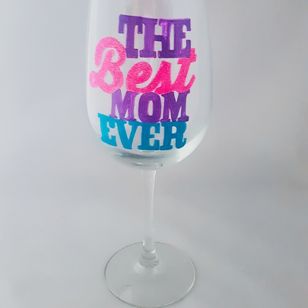 THE BEST MOM EVER GLITTER WINE GLASS