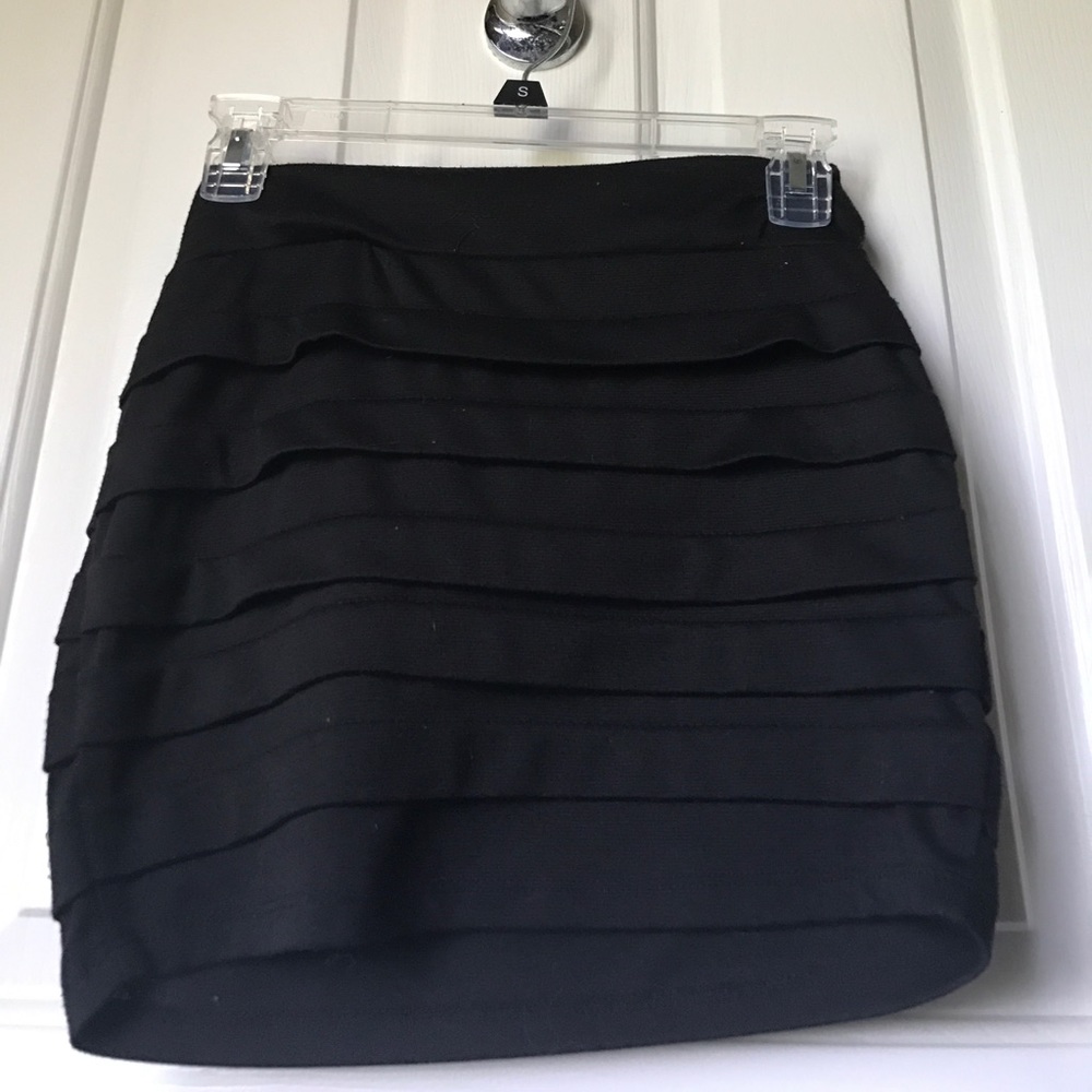 Bodycon mini skirt