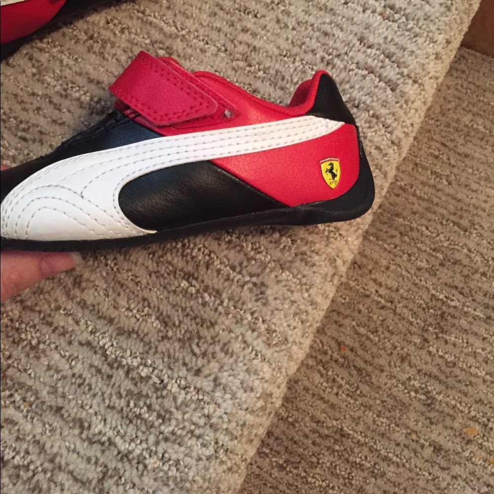Toddler Boy Puma Sneakers - Picture 4 of 4
