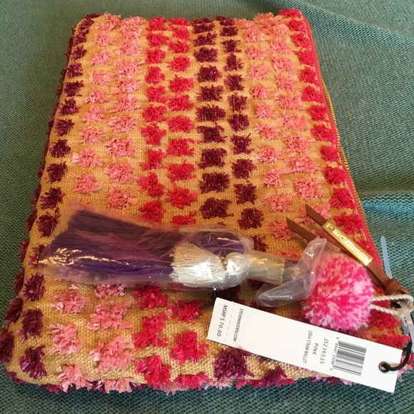 Steve Madden PINK straw wallet - Picture 2 of 8