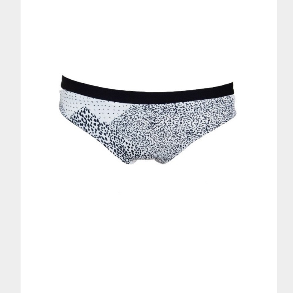 Aila Blue Geo Island Bottom