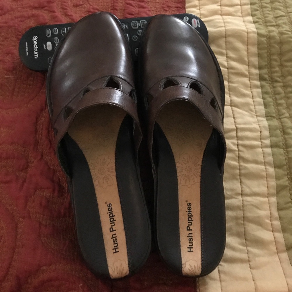 Shoes by hush puppies