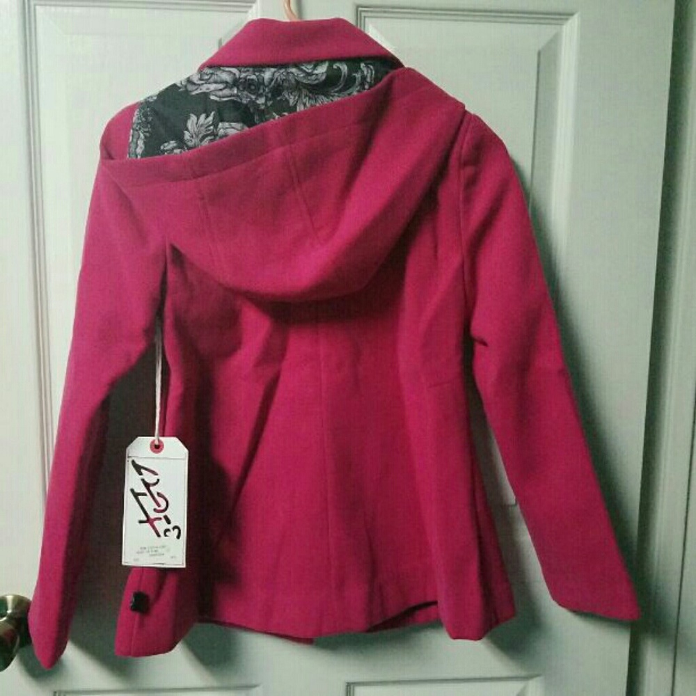 NWT Iron Fist pink peacoat jacket hoodie sweater xsmall buckle closure winter - Picture 2 of 5