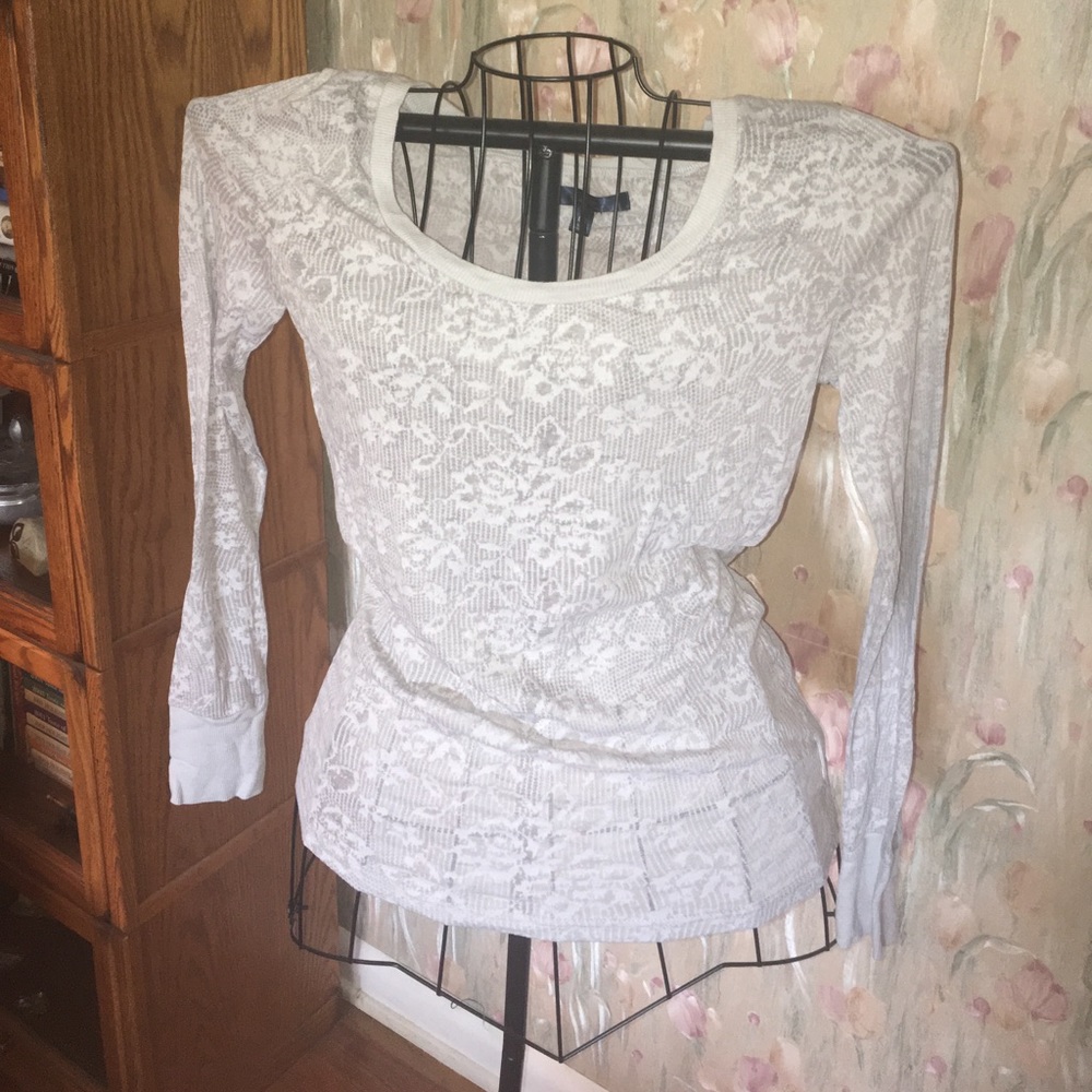 Long sleeve t-shirt