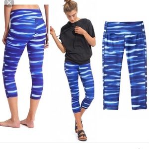 Athleta High Rise H2O capris