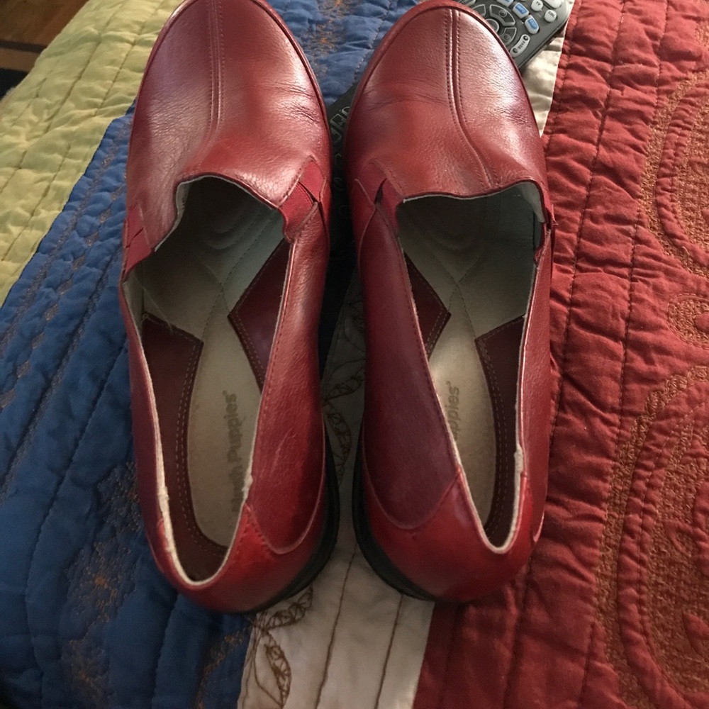 Hush puppies red shoes. All leather.