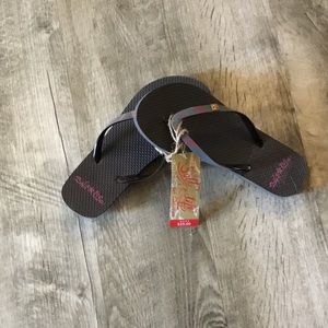 New with Tags! Salt Life Ladies Flipflops Sz6