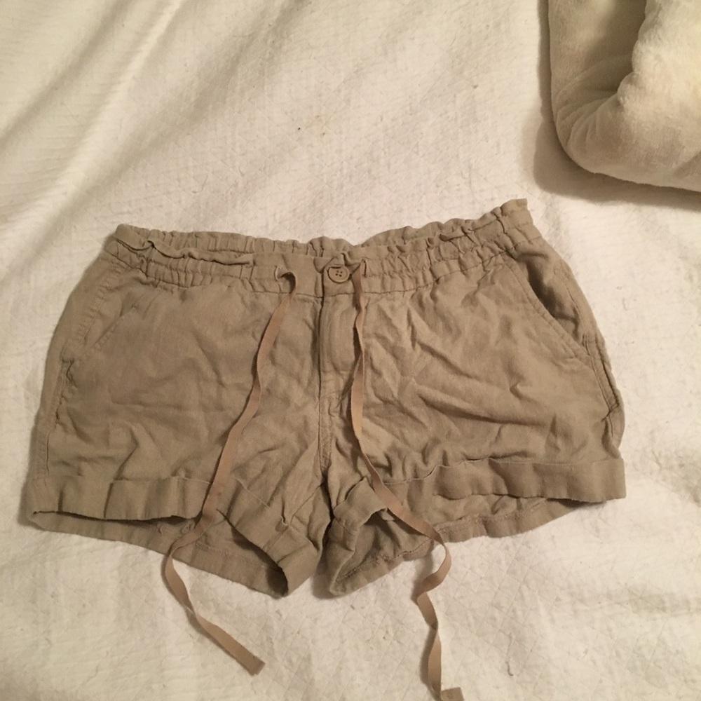 Old Navy linen blend shorts