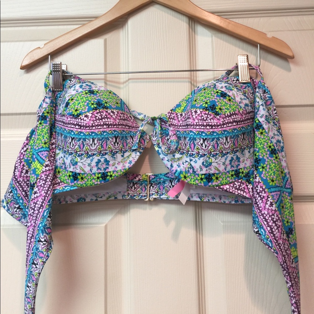 VS swim top