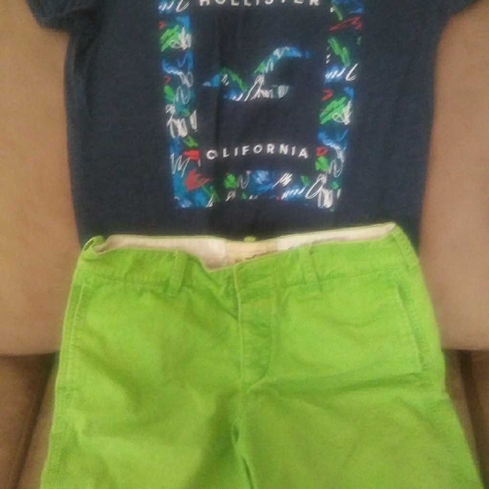 Hollister men's outfit