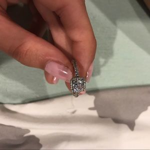 Pandora ring