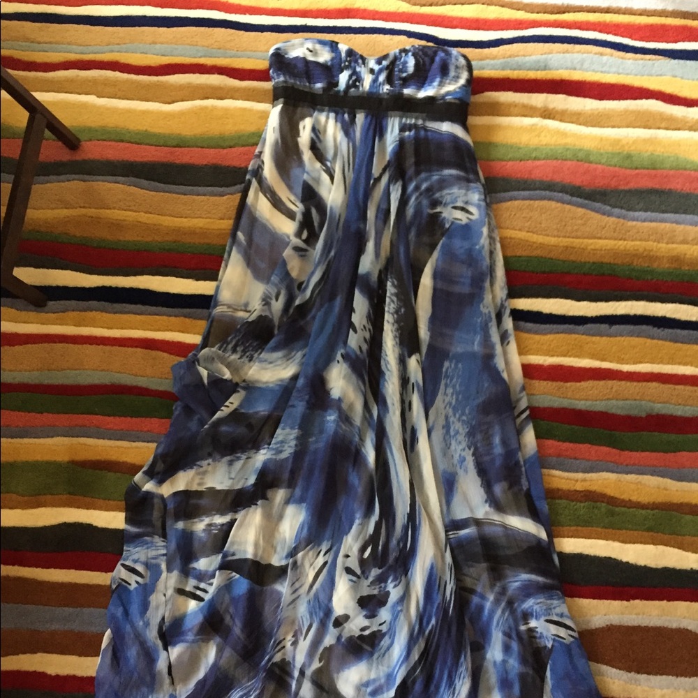 BCBG STRAPLESS FORMAL MAXI DRESS