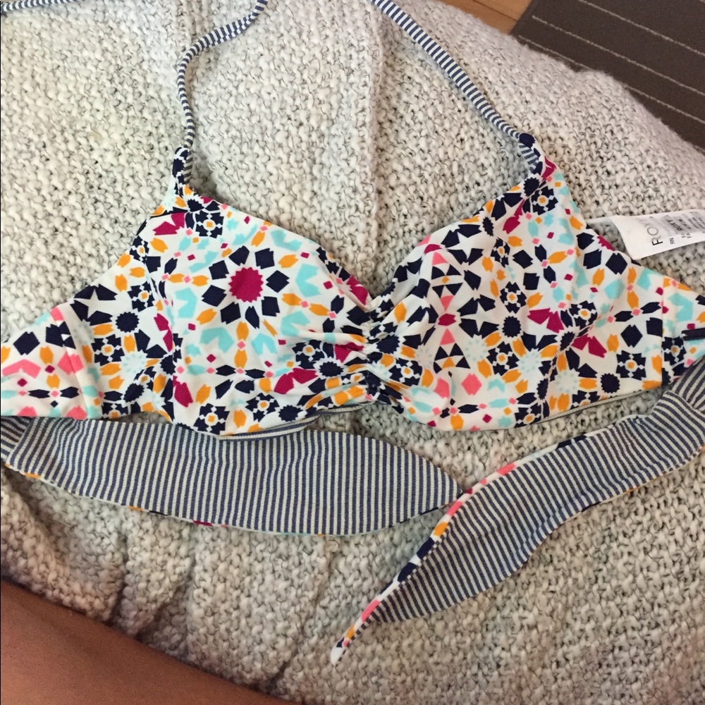 Roxy swim top (reversible) medium.