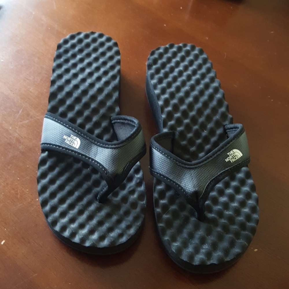 Women's North Face Sandals