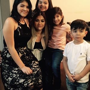 Meet your Posher, Isabel