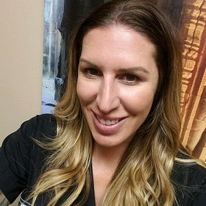 Meet your Posher, Alicia