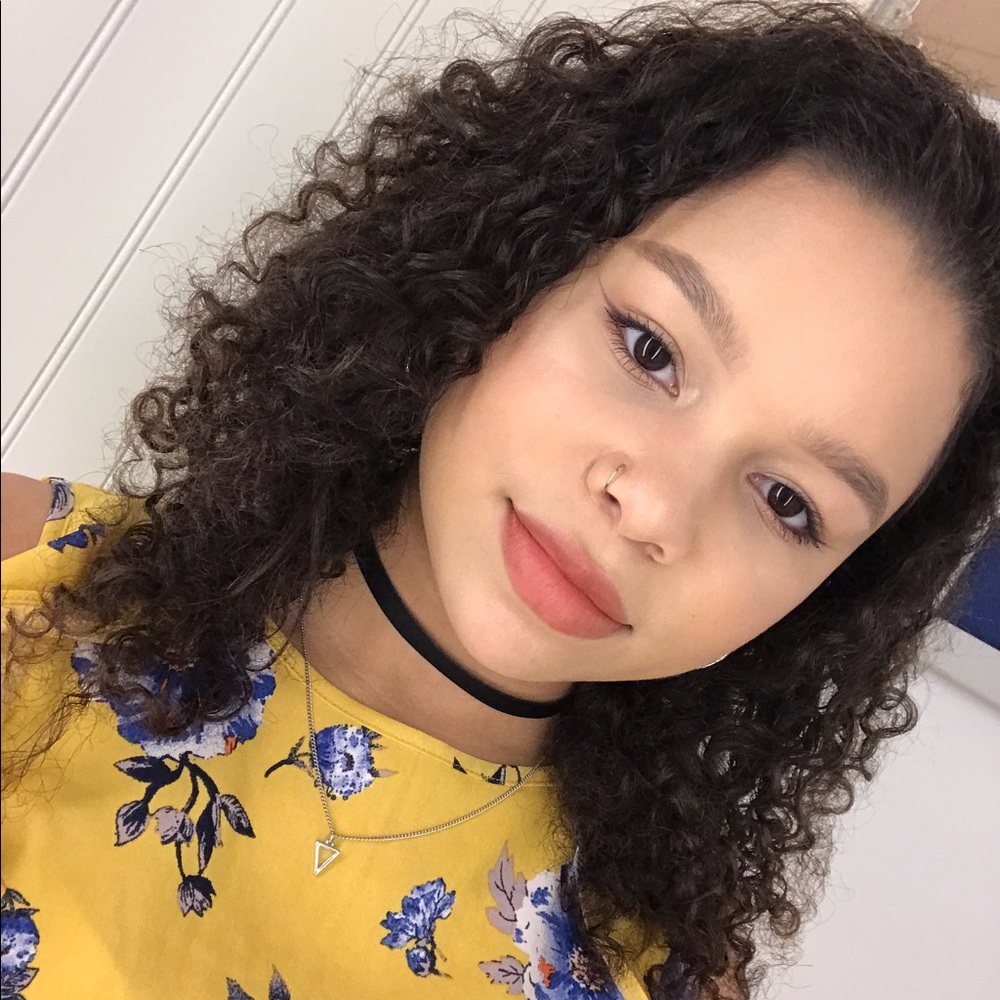 Meet your Posher, Anastassia