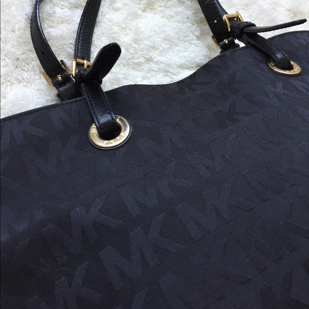 Michael Kors Tote