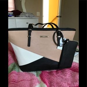 Nine West purse- BRAND NEW- SOLD