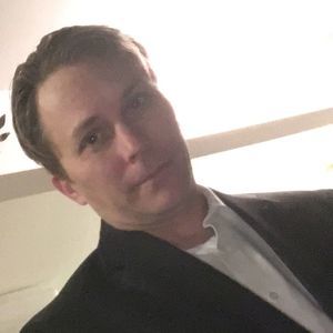 Meet your Posher, Aaron